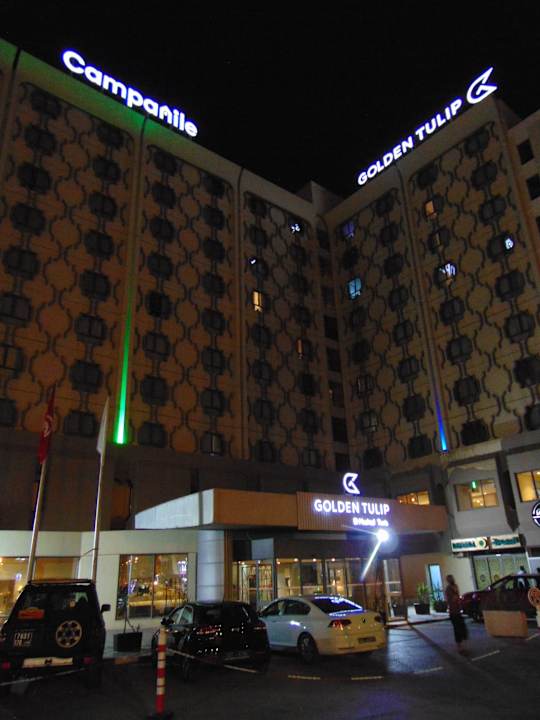 Außenansicht Hotel Golden Tulip El Mechtel