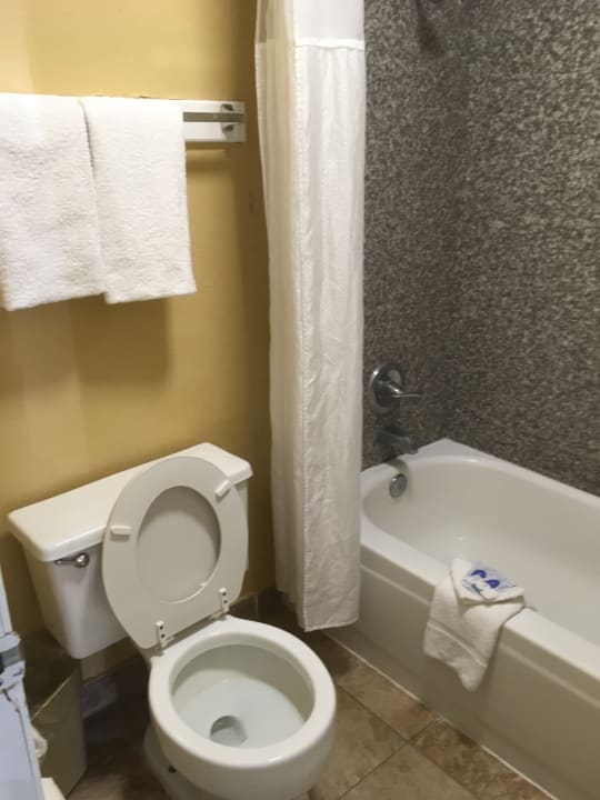 Zimmer The Executive Inn & Suites