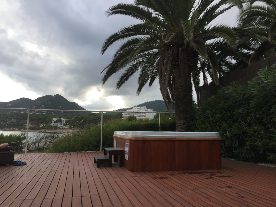 Pool Cap Vermell Beach Hotel