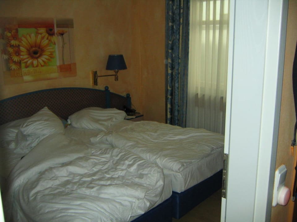 Großes Schlafzimmer Hotel Vier Jahreszeiten Kühlungsborn