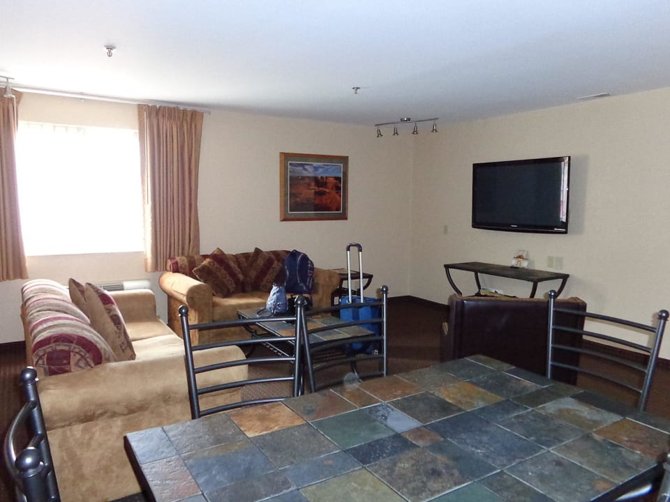 Wohnraum Hotel Aarchway Inn