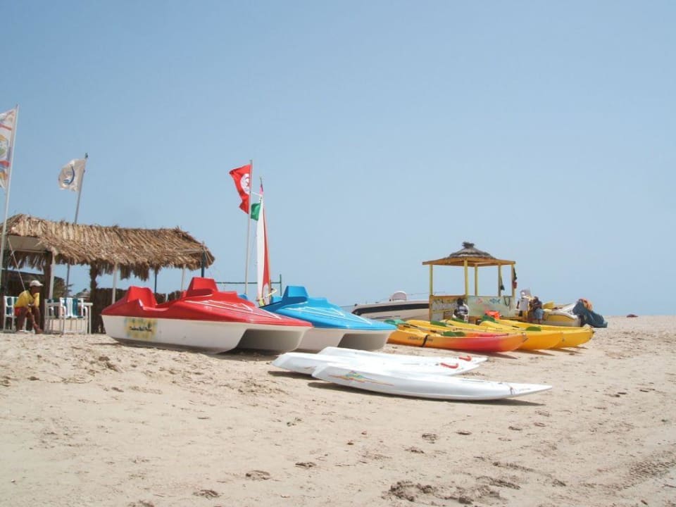 Wassersport am Nachbarstrand Hotel Homère Djerba