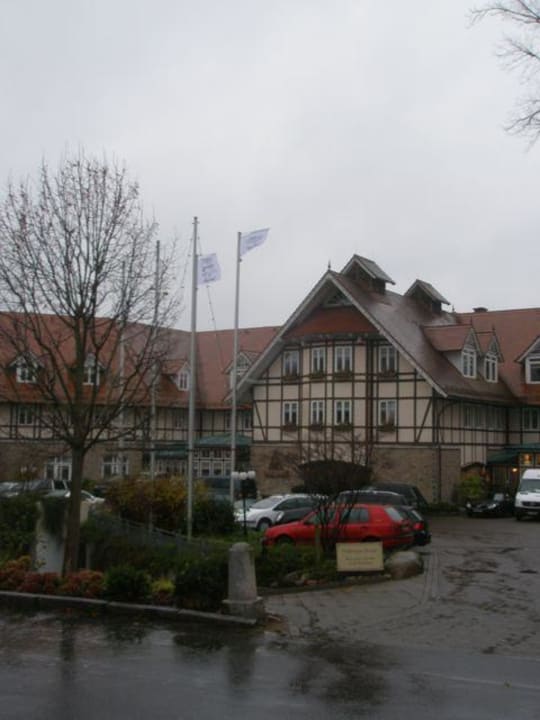 Außenansicht des Hotels von der Landseite Alter Meierhof Glücksburg