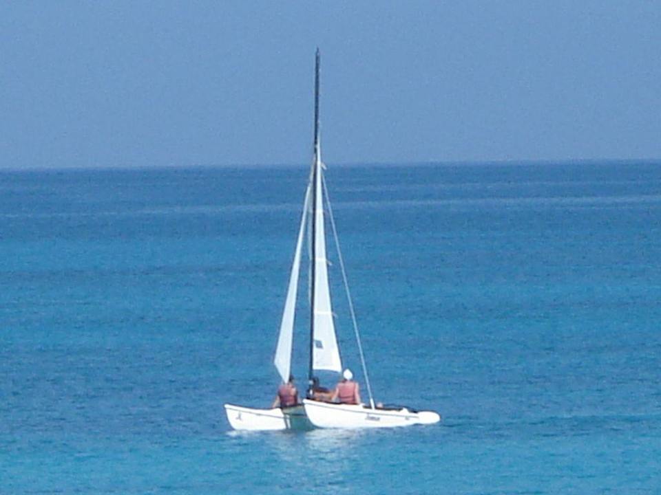 Einsamer Katamaran Sol Hicacos Varadero