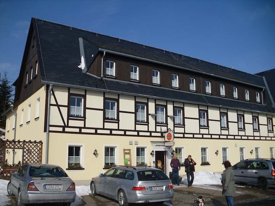 Vorderansicht des Hotels Gasthof zum Fürstenthal