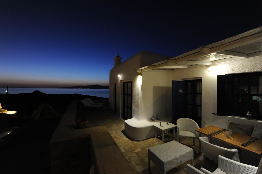 Villa-Terrassenblick bei Nacht Rocabella Mykonos Hotel & Spa
