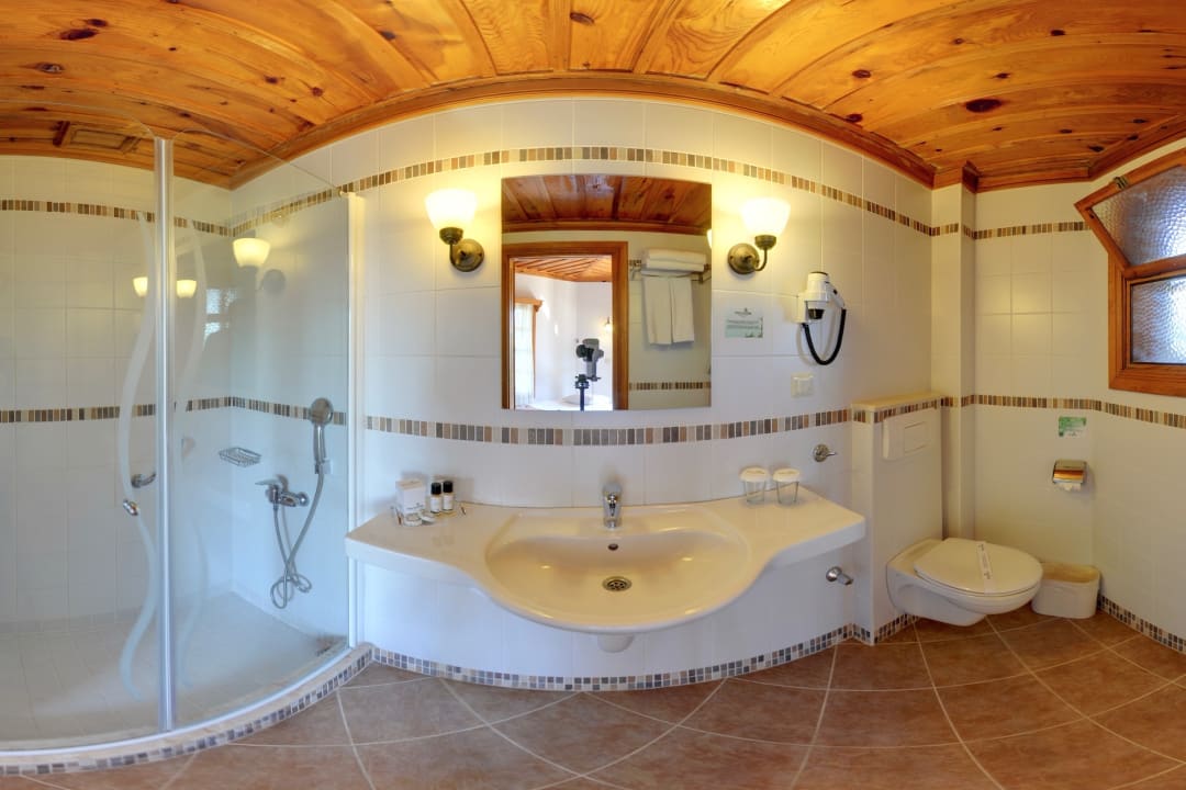 Zimmer Montana Pine Resort