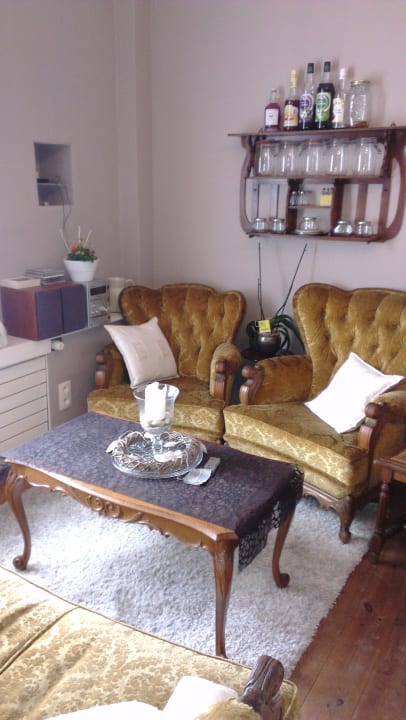 "Lounge" im Frühstücksraum B&B Cambiare