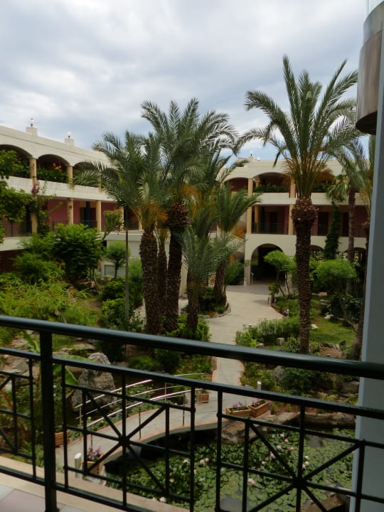 Gartenanlage Atrium Palace Thalasso Spa Resort & Villas