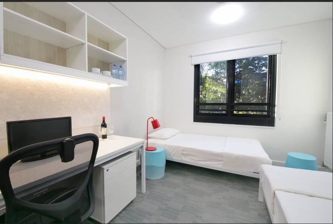 Single Room Hotel Space Glebe