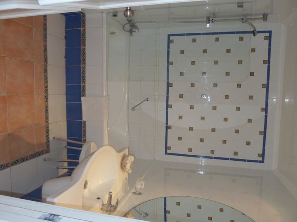 Bad, Dusche, Waschbecken Hotel Marhaba Club