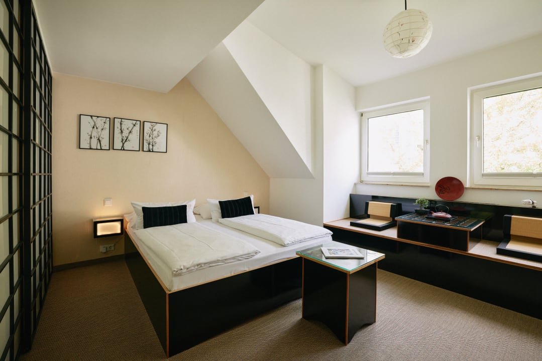 Zimmer 18Arts Hotel - Living in a Gallery!