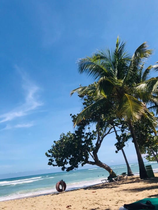 Strand Playabachata Hotel