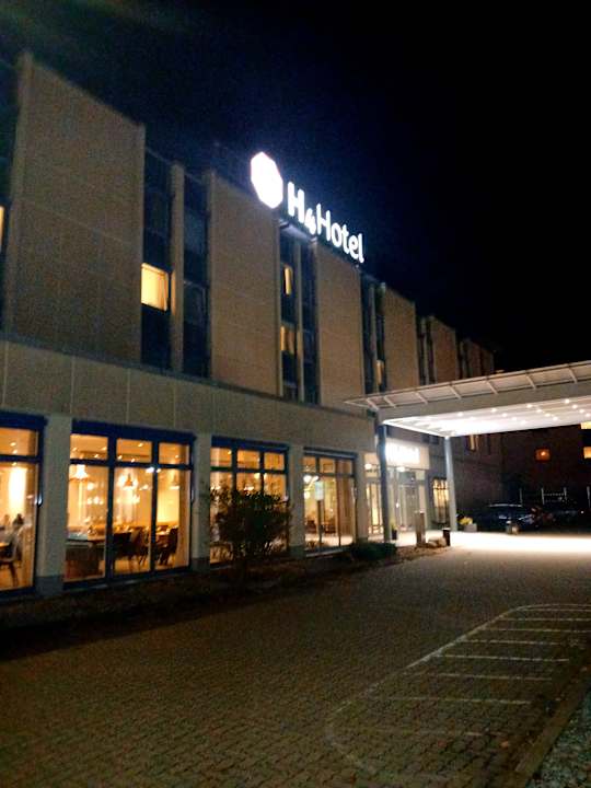 Außenansicht H4 Hotel Leipzig