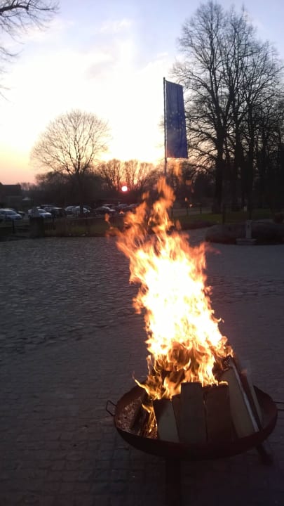 Vom Eingang aus Wasserschloss Mellenthin