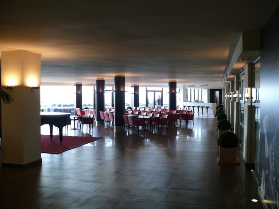 Hotelhalle Blick zur Bar AluaSoul Palma