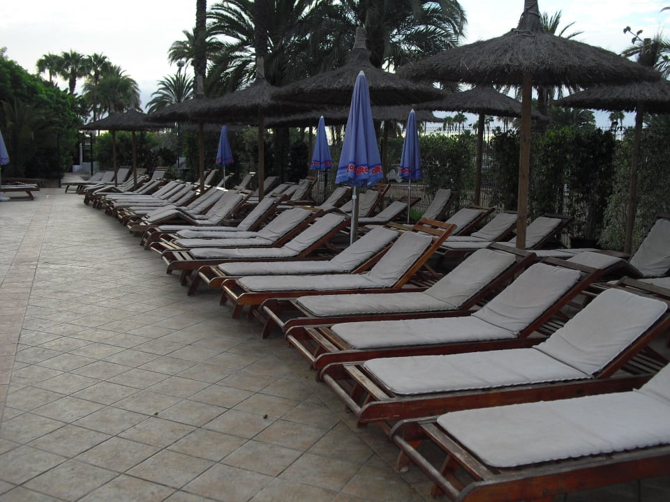 Poolanlage HL Miraflor Suites Hotel