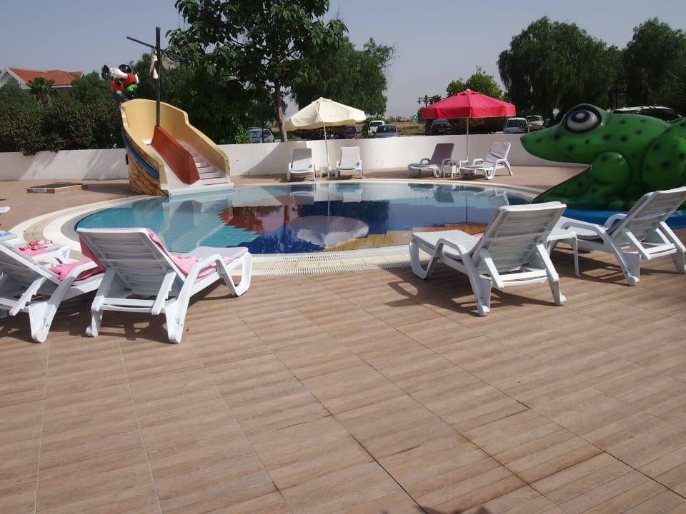 Kinderpool Salamis Bay Conti Resort Hotel & Casino