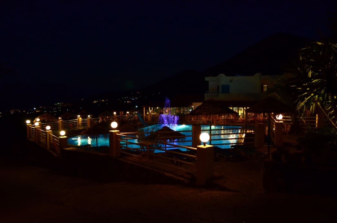 Pool am Abend ( 2012 ) Elounda Residence Resort & Waterpark