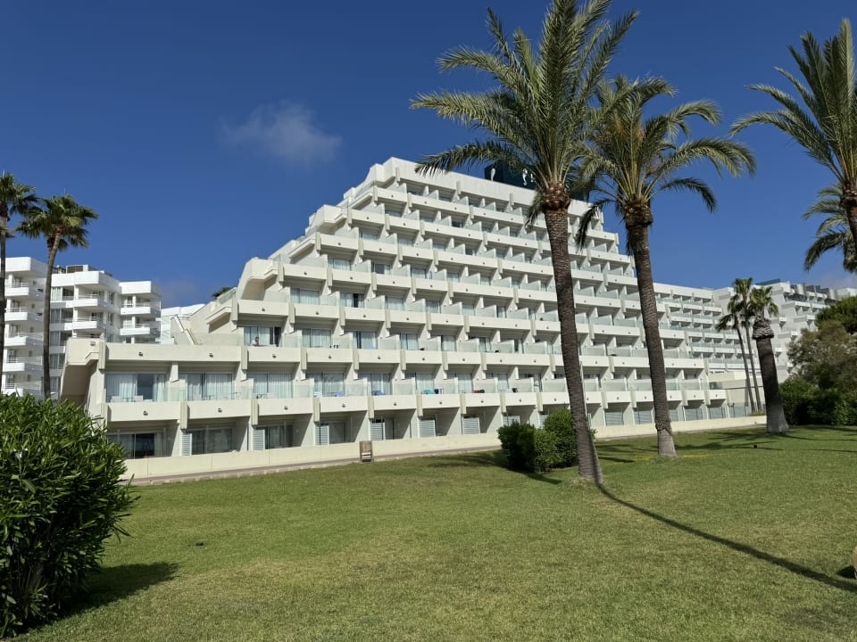 Außenansicht Hipotels Mediterraneo