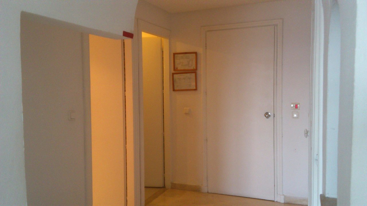 Eingangsbereich Zimmer & Badezimmertüren Alassio Hotel and Thalasso