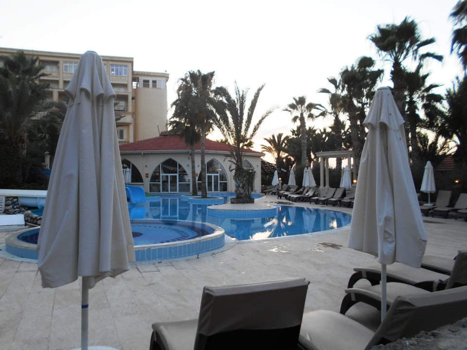 Pool Oscar Resort Hotel