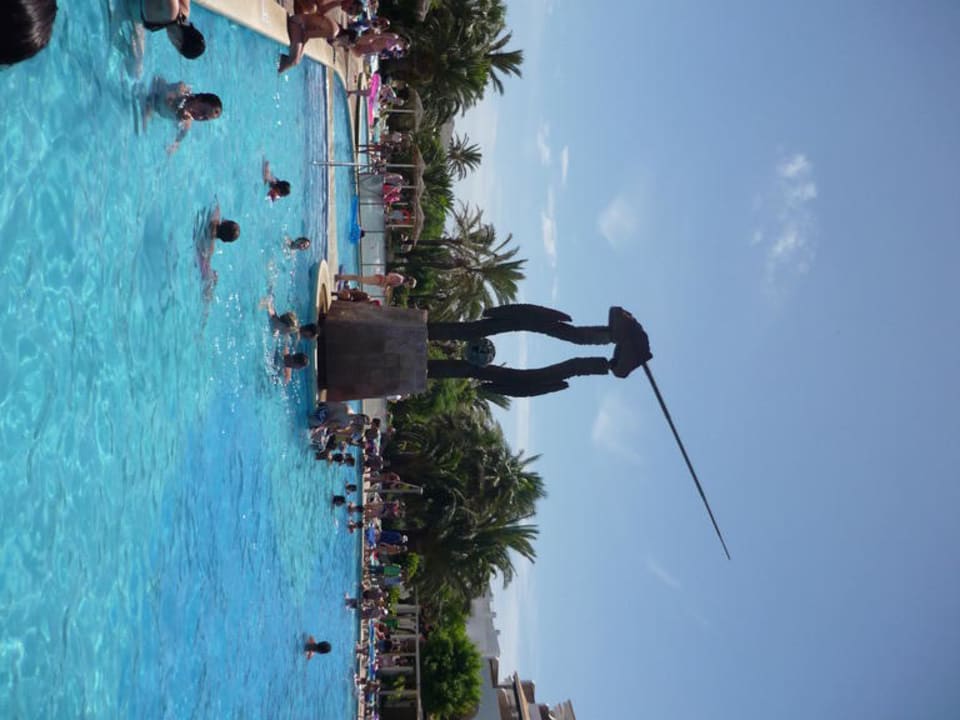 Pool FERGUS Style Bahamas