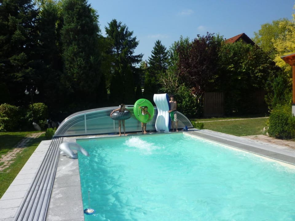 Pool Gartenpension