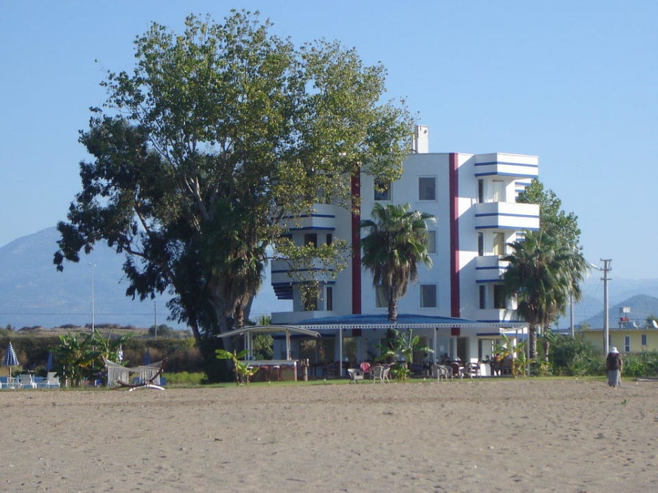 Blick vom Meer Skys Hotel