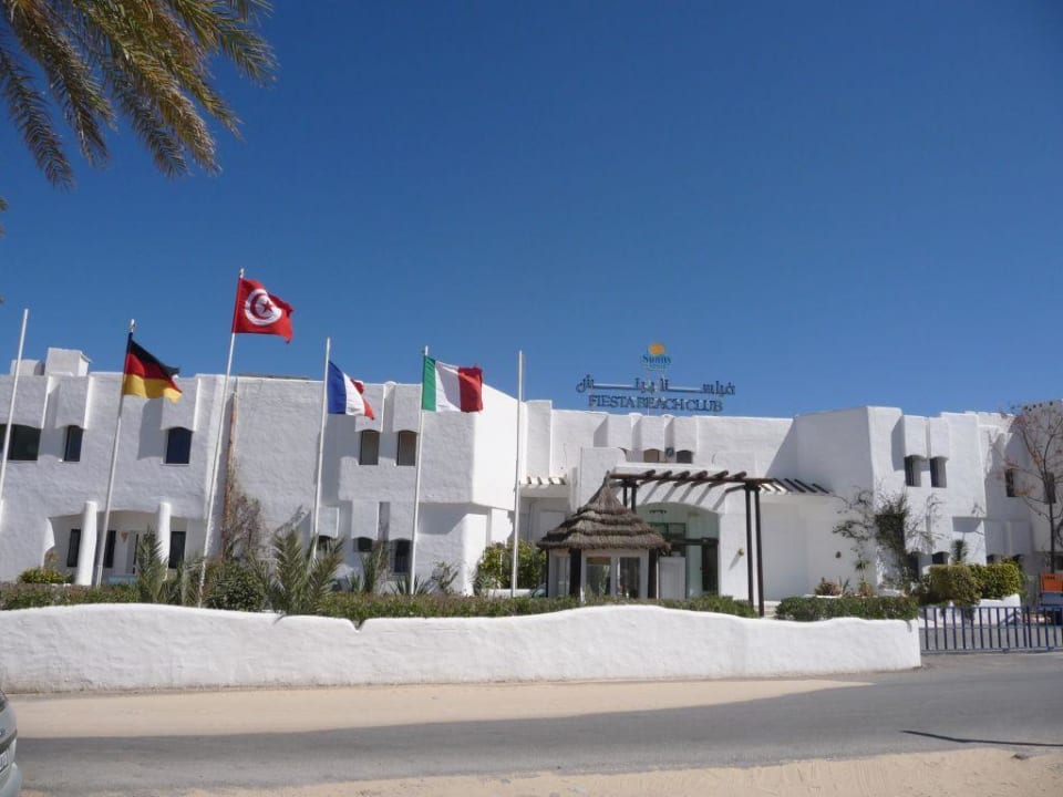 Eingang Hotel Fiesta Beach Djerba