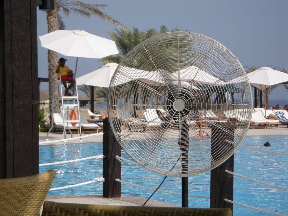 Poolaufsicht Miramar Al Aqah Beach Resort