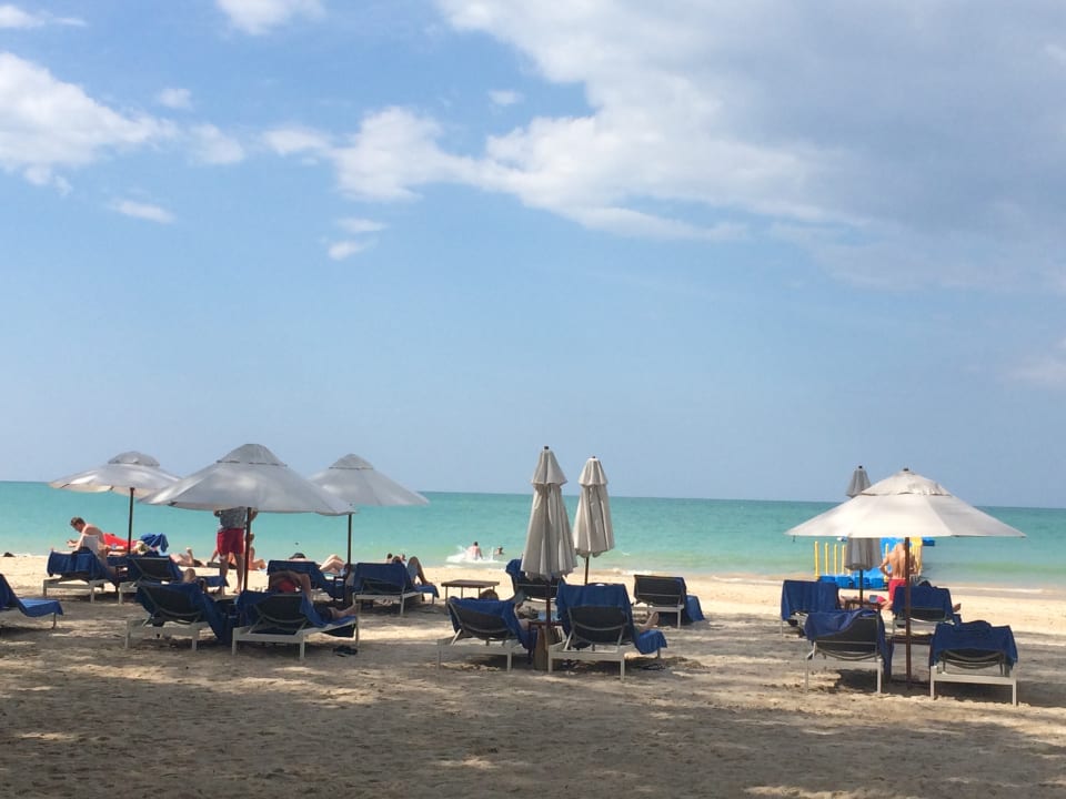Strand The Sarojin