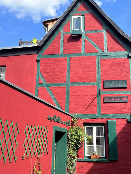 Außenansicht Fachwerkhotel Vorhof zur Hölle