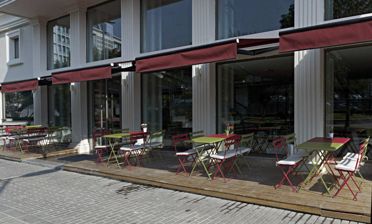 Extrerior view Hotel Ramada Istanbul Grand Bazaar