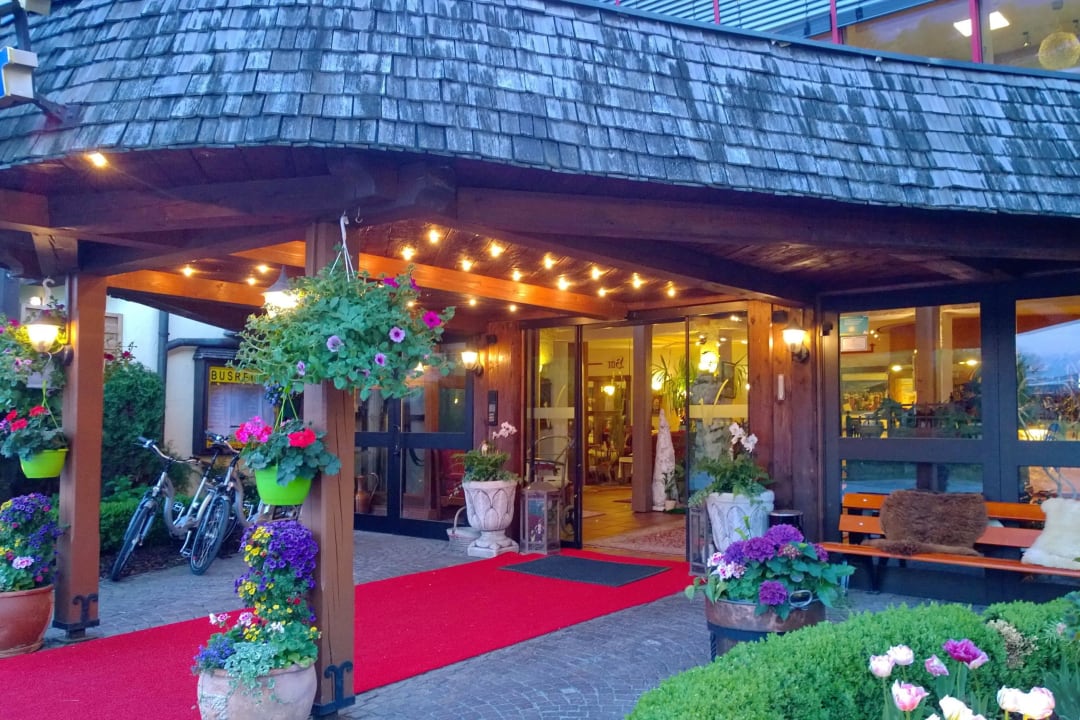 Eingangsbereich Sporthotel Wilder Kaiser