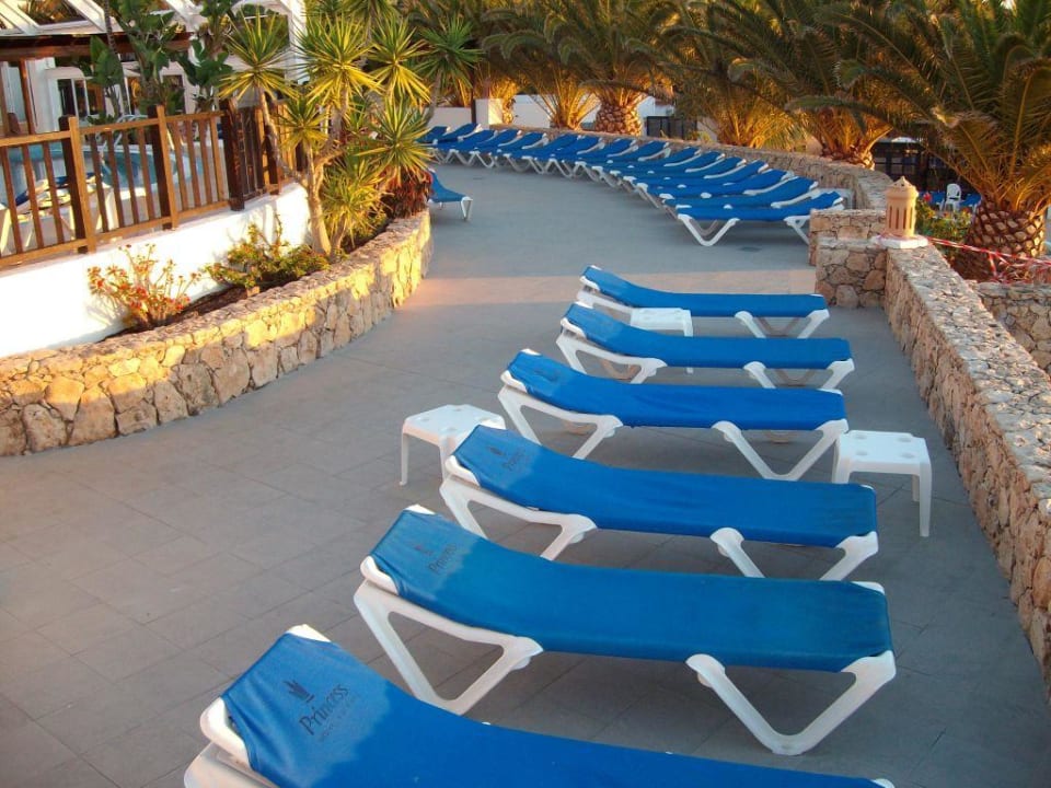 Liegen am Pool Club Jandia Princess