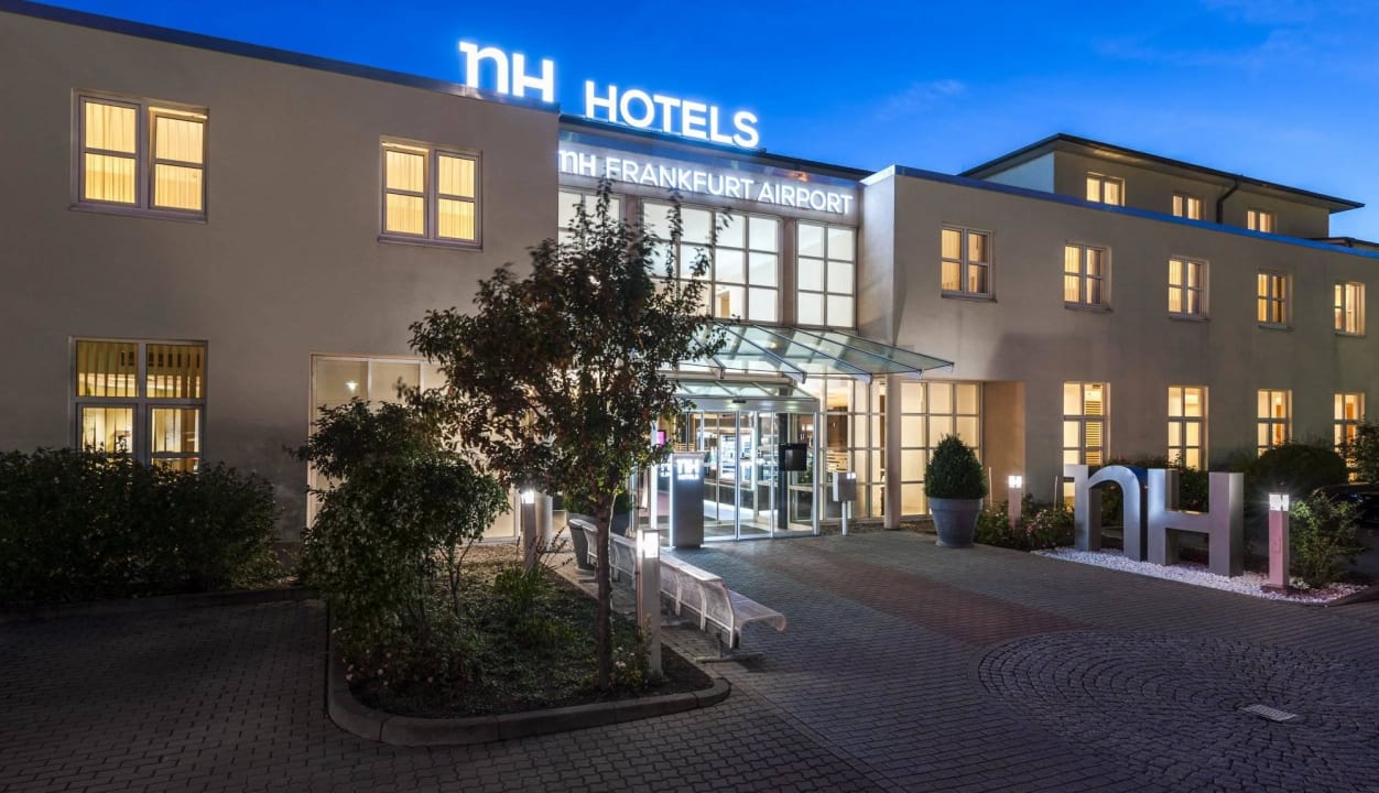 Facade Hotel NH Frankfurt Airport