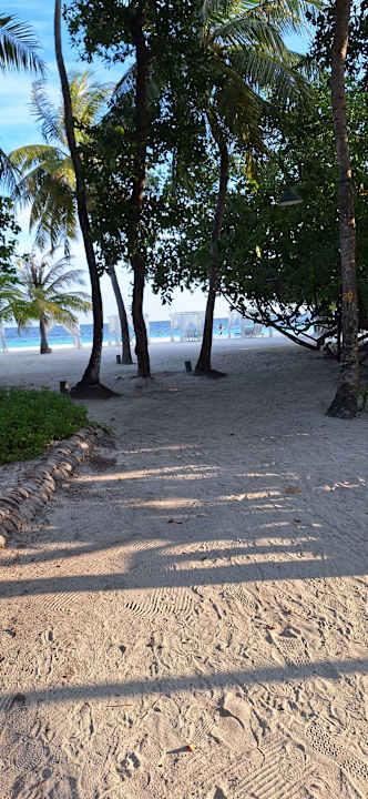 Strand Adaaran Select Meedhupparu Island Resort - Premium All Inclusive