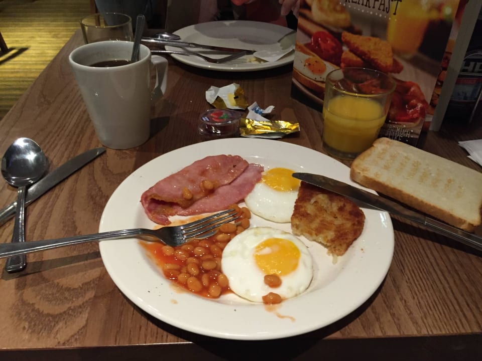 fr-hst-ck-premier-inn-london-city-tower-hill-london-borough-of-tower