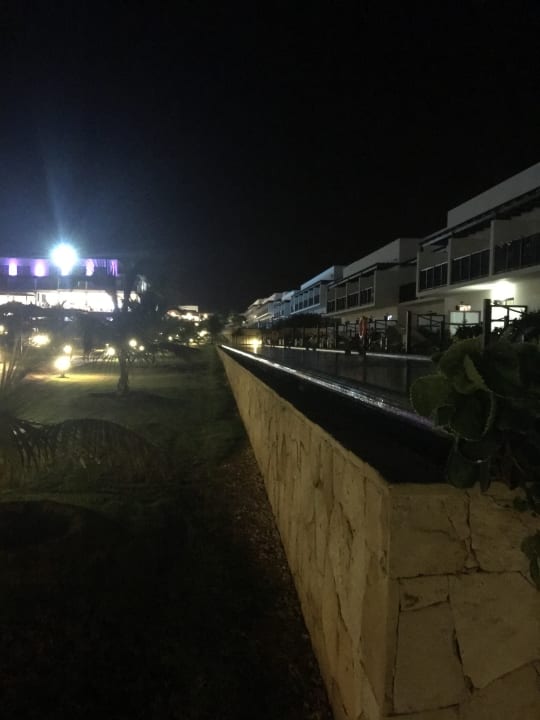 Gartenanlage Meliá Laguna Beach