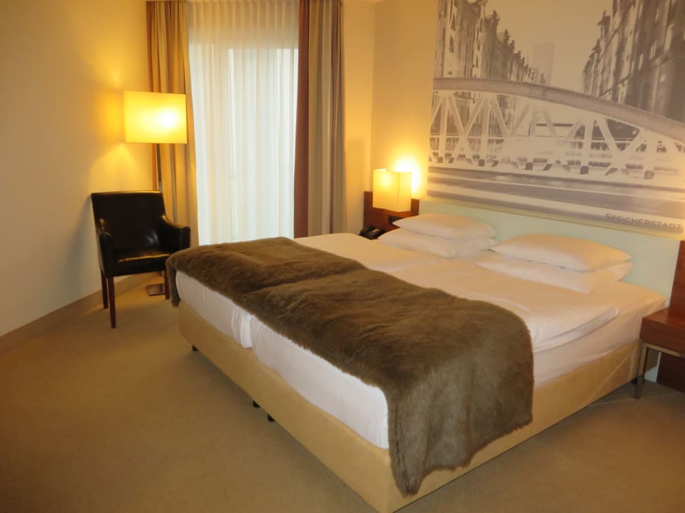 Zimmer Lindner Hotel Hamburg Am Michel, part of JdV by Hyatt