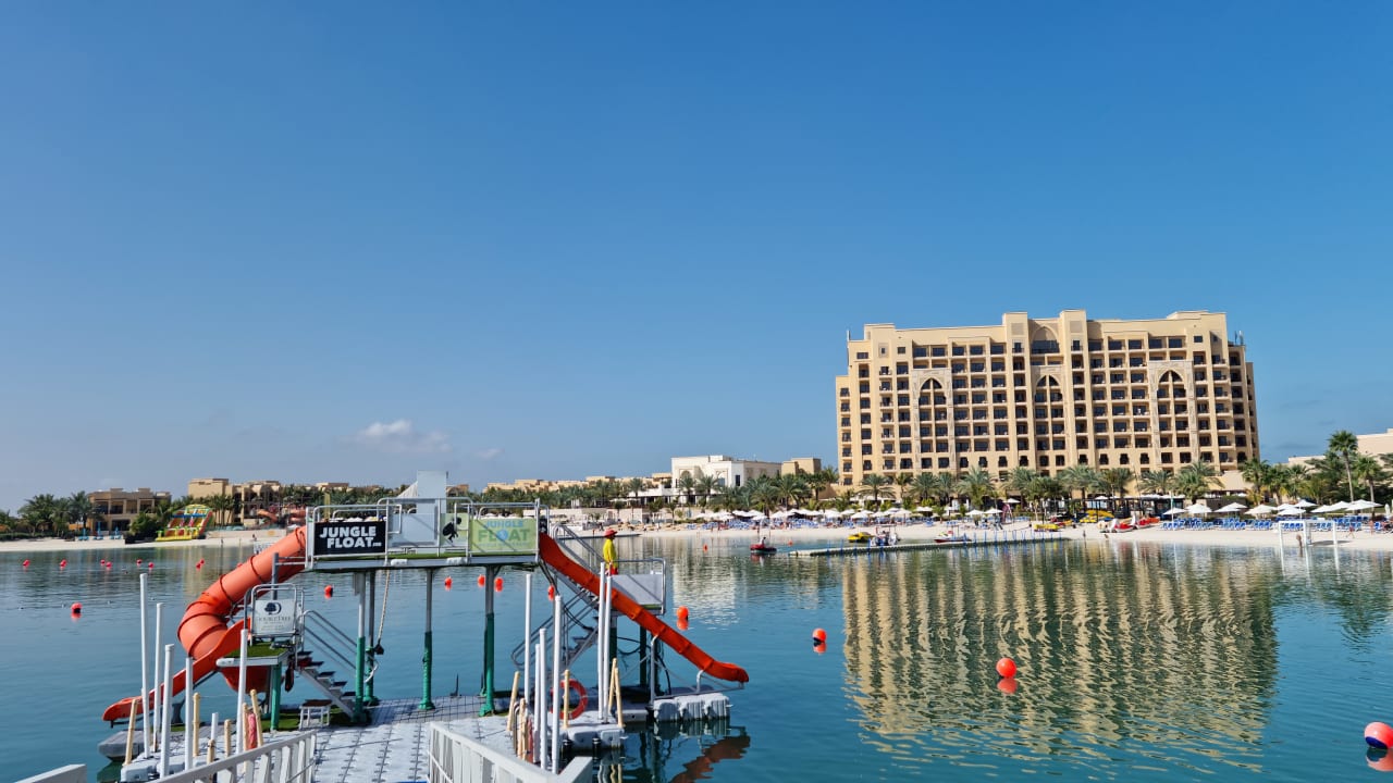 Außenansicht DoubleTree by Hilton Resort & Spa Marjan Island