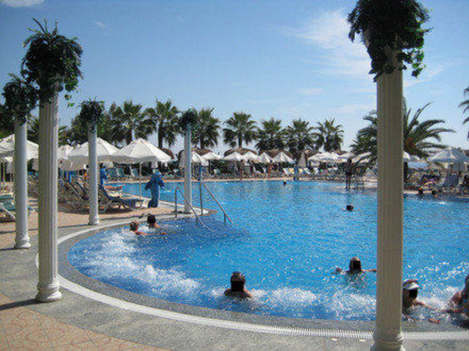 Relax Pool Botanik Hotel & Resort