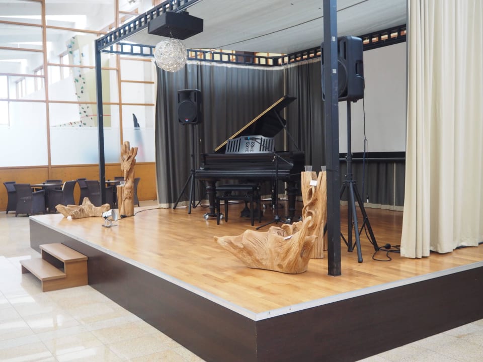 Kleinkunst - Bühne Hotel Vier Jahreszeiten Zingst