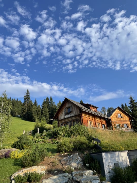 Außenansicht Hüttendorf Schlögelberger