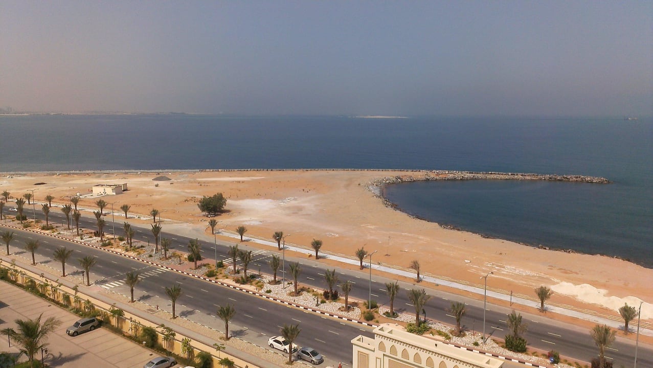 Nach vorn heraus sieht alles harmlos aus... DoubleTree by Hilton Resort & Spa Marjan Island
