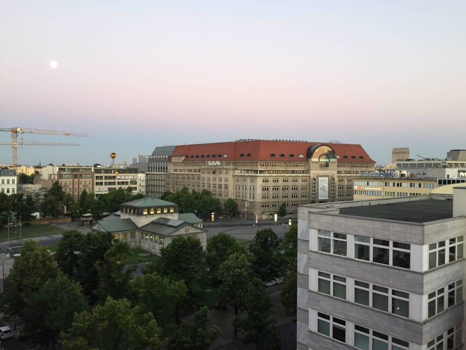 Blick vom Balkon auf´s KaDeWe ibis Berlin Kurfürstendamm