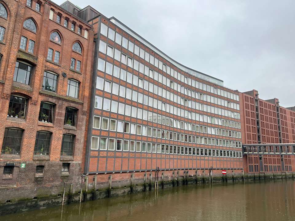 Außenansicht AMERON Hamburg Hotel Speicherstadt