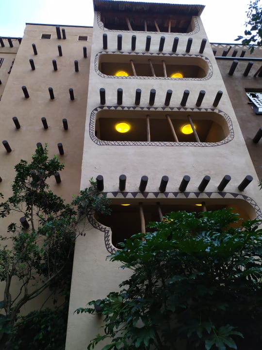 Außenansicht Hotel Matamba - Phantasialand Erlebnishotel