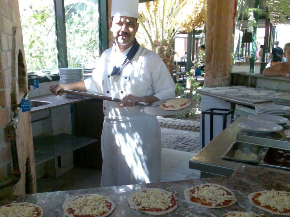 singender Pizzamann  Giftun Azur Resort